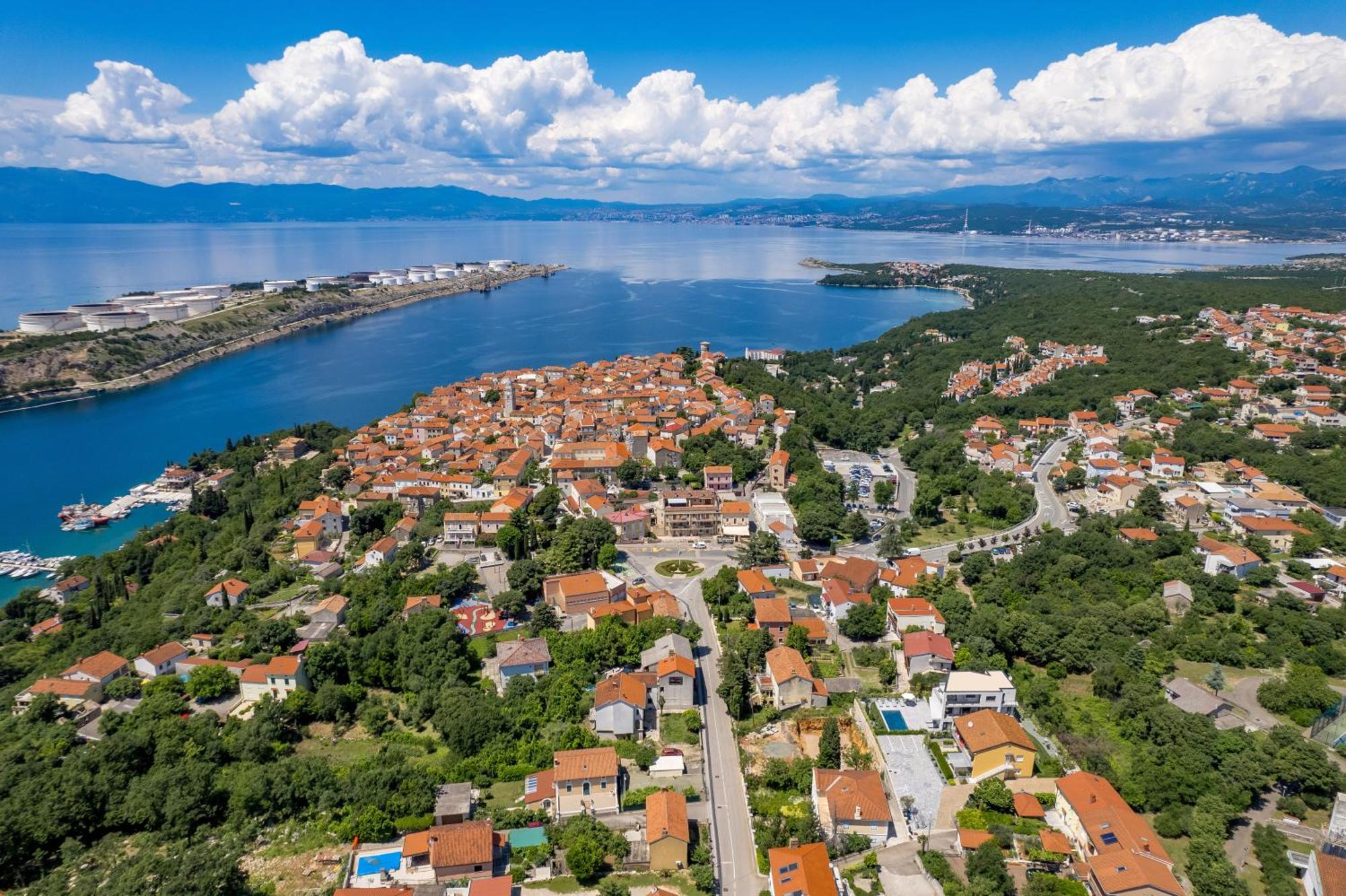 Appartments Adriatic Omišalj Eksteriør billede