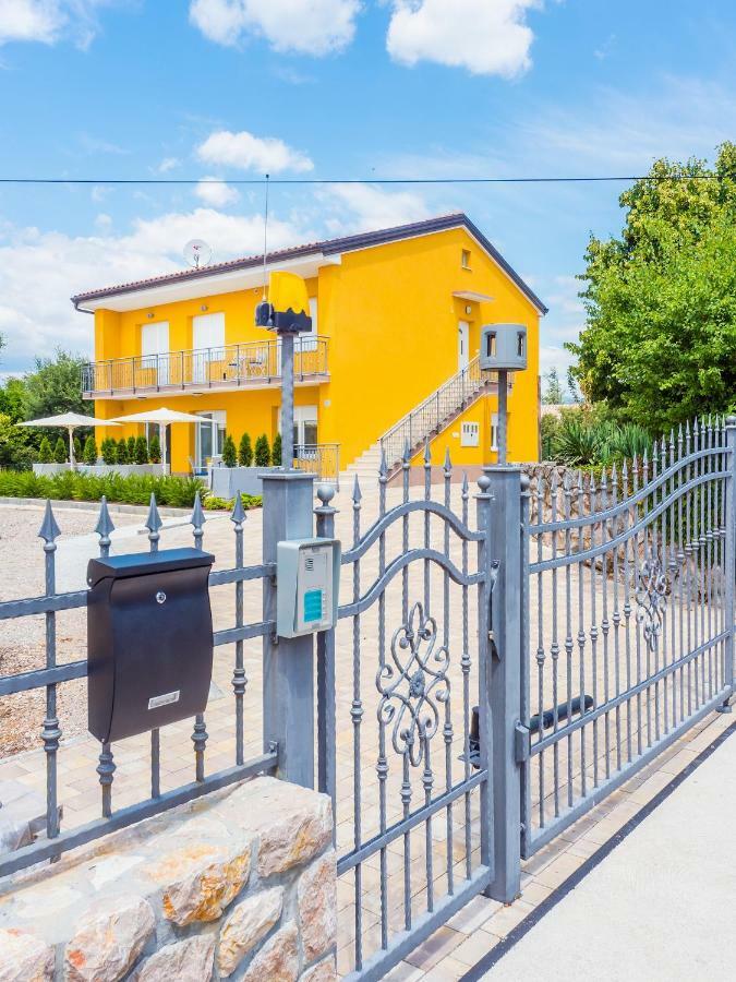 Appartments Adriatic Omišalj Eksteriør billede