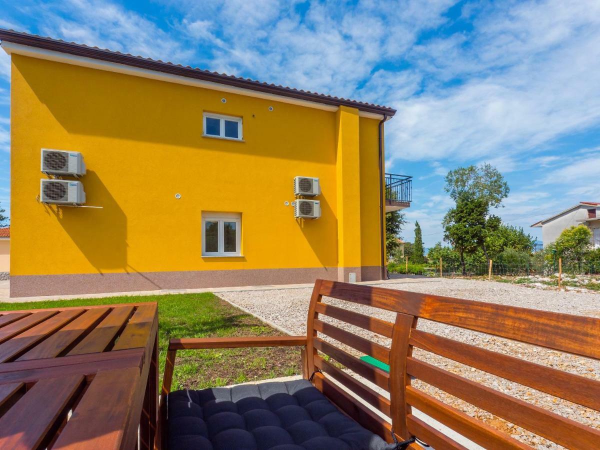 Appartments Adriatic Omišalj Eksteriør billede