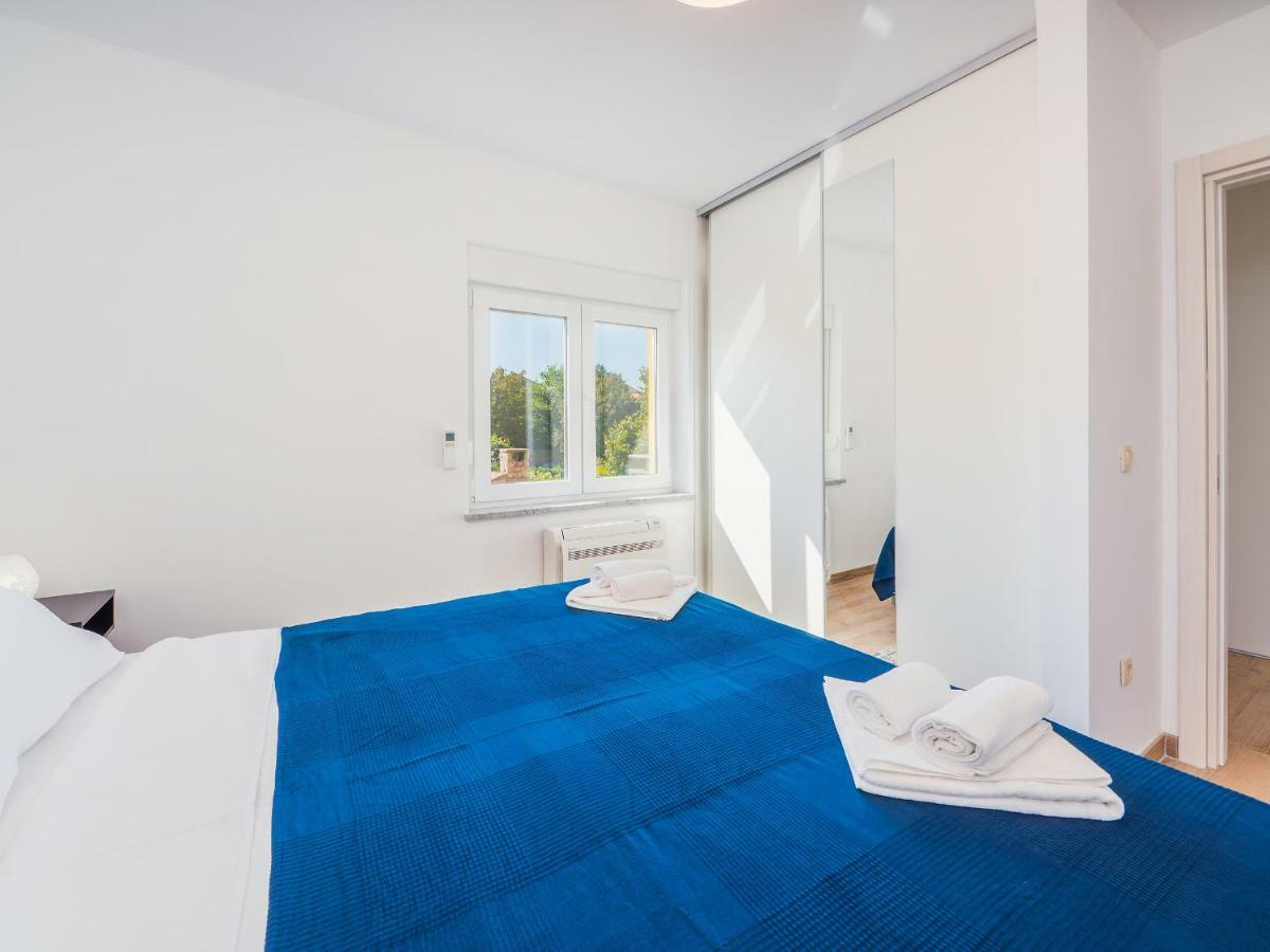 Appartments Adriatic Omišalj Eksteriør billede
